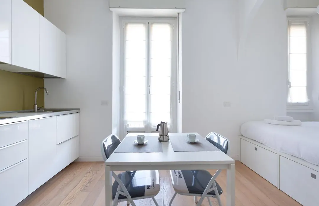 Easytopstay - Porta Nuova Bright Studio-1